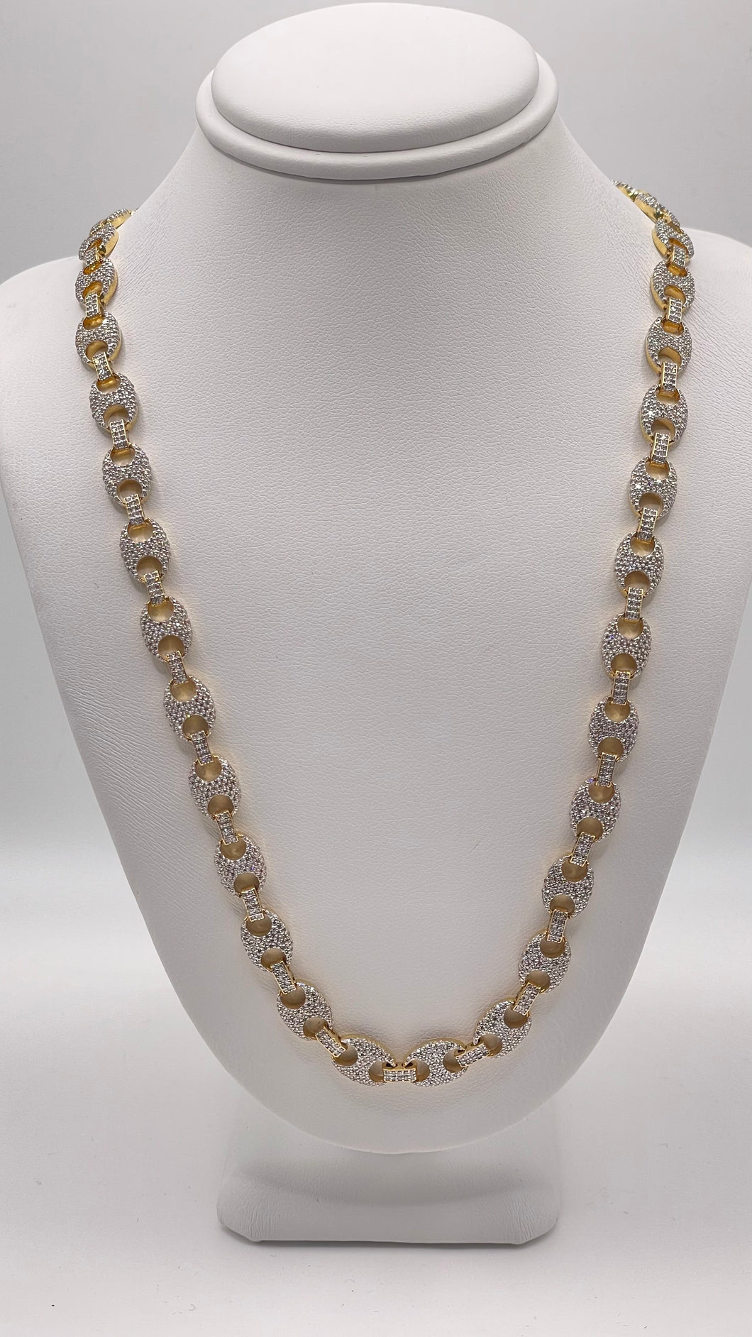 7mm 4.92 CT. Natural Diamond Gucci Link Chain In 10 KT Yellow Gold