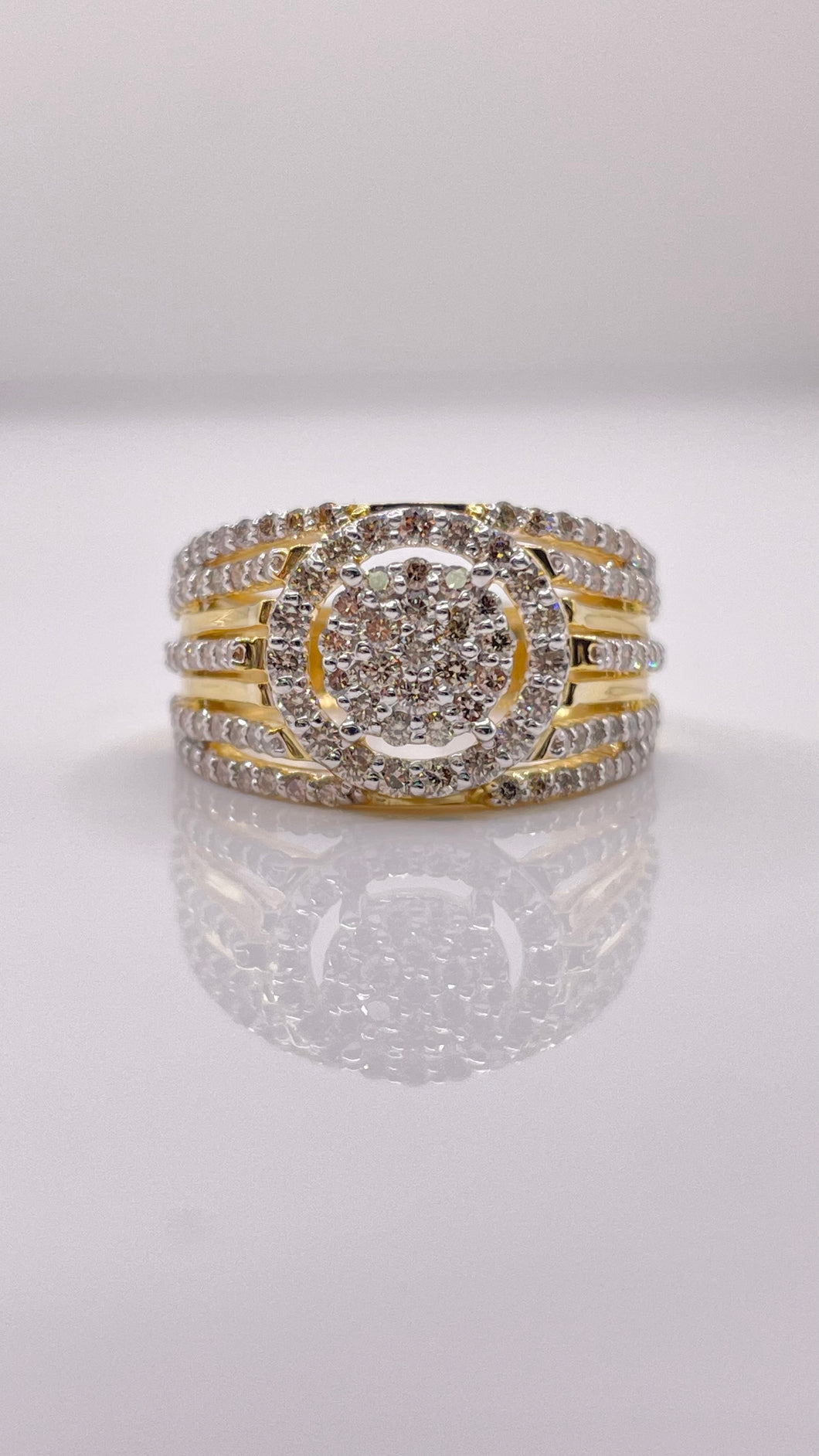 1.24 CT. Natural Diamond Round Shape Ring In 10 KT Yellow Gold
