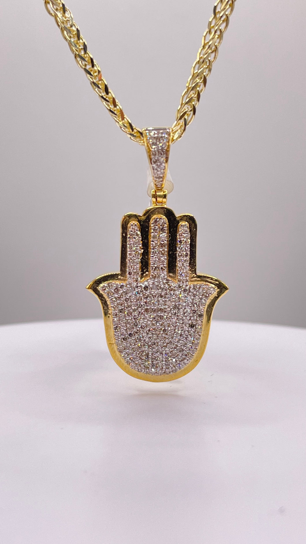 0.90 CT. Natural Diamond Hamsa Hand Pendent In 10 KT Yellow Gold