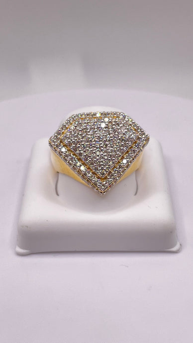 1.49 CT. Diamond Shaped VS-VVS Natural Diamond Ring In 10 KT Yellow Gold