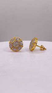 0.49 CT. Natural Diamond Round Shape Stud Earrings In 10 KT Yellow Gold