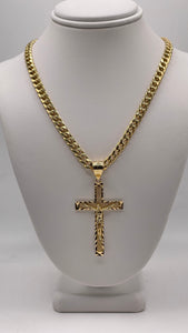 14 KT Yellow Gold Cross Pendent & Chain Combo