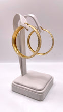 Load image into Gallery viewer, 14 KT Yellow Gold Women’s Hoop Earrings
