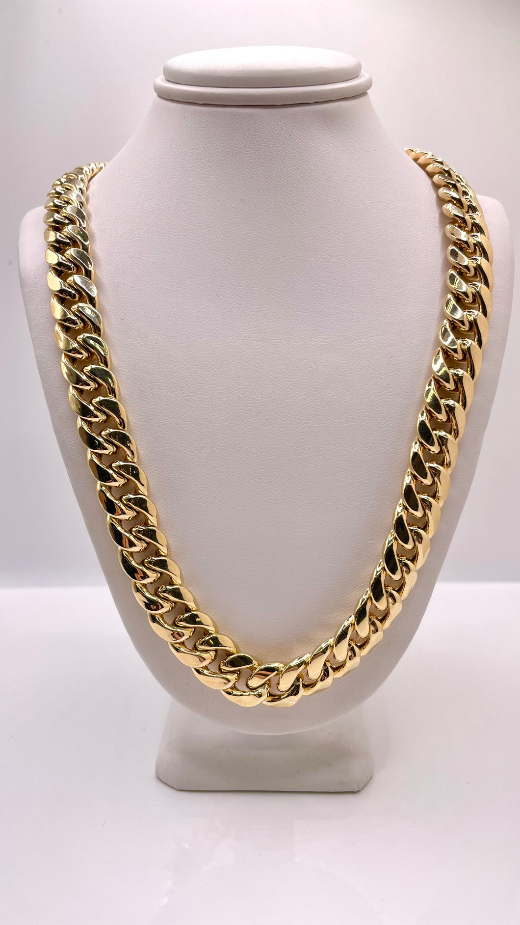 11mm Miami Cuban Link Chain In 10 KT Yellow Gold
