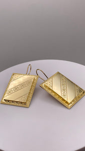 14 KT Yellow Gold Square Shape Women’s Earrings