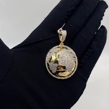 Load image into Gallery viewer, 1.28 CT. Natural Diamond Globe Pendant In 10 KT Yellow Gold