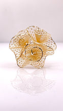 Load image into Gallery viewer, Flower Design Women’s Ring In 14 KT Yellow Gold