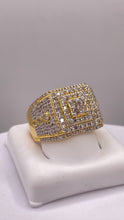 Load image into Gallery viewer, 1.84 CT. Natural Diamond Men’s Ring In 10 KT Yellow Gold