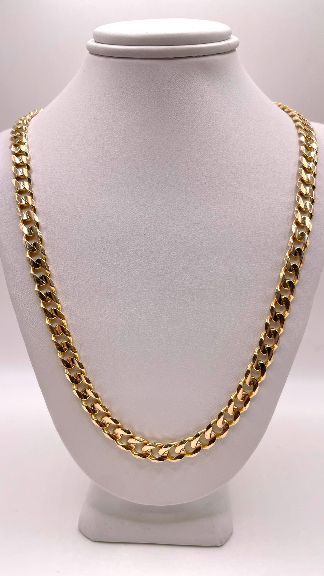 6.4mm Solid Curb Link Chain In 10 KT Yellow Gold