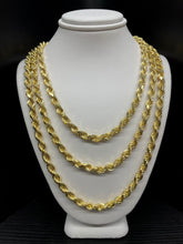 Load image into Gallery viewer, 5.0mm Solid Rope Chain In 10 KT Yellow Gold
