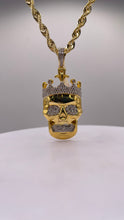 Load image into Gallery viewer, 0.96 CT. Natural Diamond Skull Pendant In 10 KT Yellow Gold
