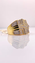 Load image into Gallery viewer, 1.51 CT. Natural Multi-Diamond Square-Shaped Men’s Ring 10KT Yellow Gold