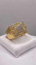 Load image into Gallery viewer, 1.07 CT. Natural Diamonds Men’s Ring In 10 KT Yellow Gold