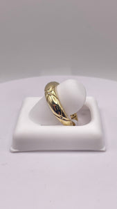 Beautiful 10 KT Yellow Gold Puff Ring With Cubics Zirconia