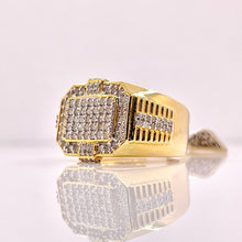 Load image into Gallery viewer, 1.03 CT. Natural Diamond Men’s Ring In 10 KT Yellow Gold