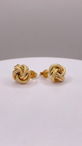 Love Knot Stud Earrings In 18 KT Yellow Gold