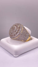 Load image into Gallery viewer, 2.92 CT. Natural Diamond Round Shape Men’s Ring In 10 KT Yellow Gold