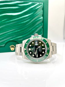 40mm Submariner Date Rolex Watch With Green Dial & Bezel