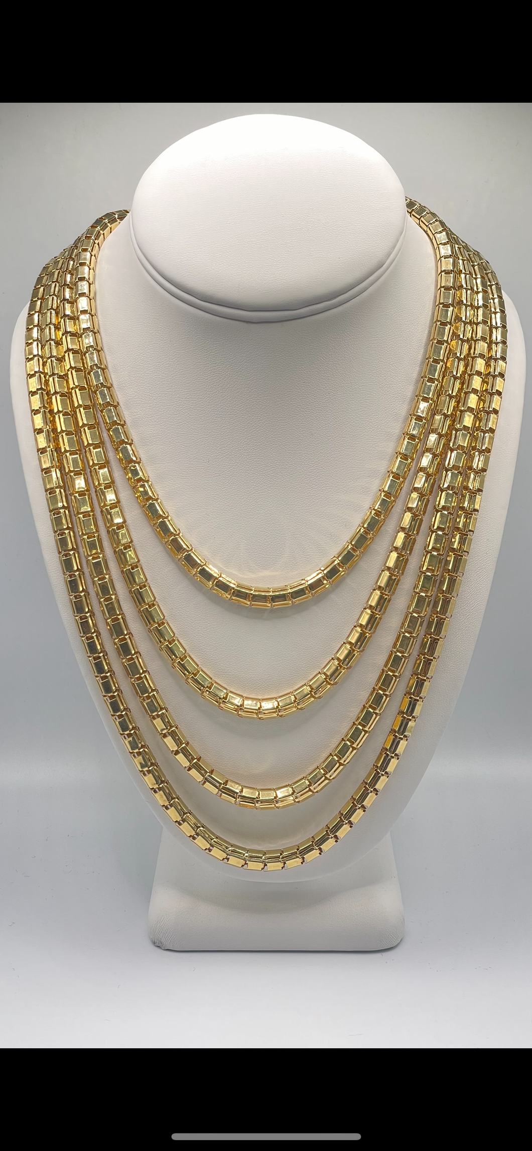 6mm 10 KT Yellow Gold Hollow Round Box Chain