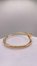 Load image into Gallery viewer, 14 KT Yellow Gold Nail Style Bangle