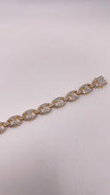 Load image into Gallery viewer, 3.5 CT. Natural Diamond Gucci Link Bracelet In 10 KT Yellow Gold