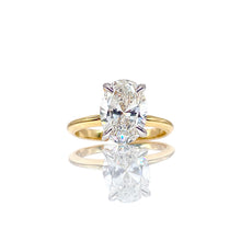 Load image into Gallery viewer, 2.50 CT. Oval Cut Lab Grown Solitaire Engagement Ring In 14 KT Yellow Gold