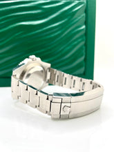 Load image into Gallery viewer, 40mm Submariner Date Rolex Watch With Green Dial &amp; Bezel