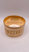 Load image into Gallery viewer, 18 KT Yellow Gold Unique Design Bangle With Diamond Cuts