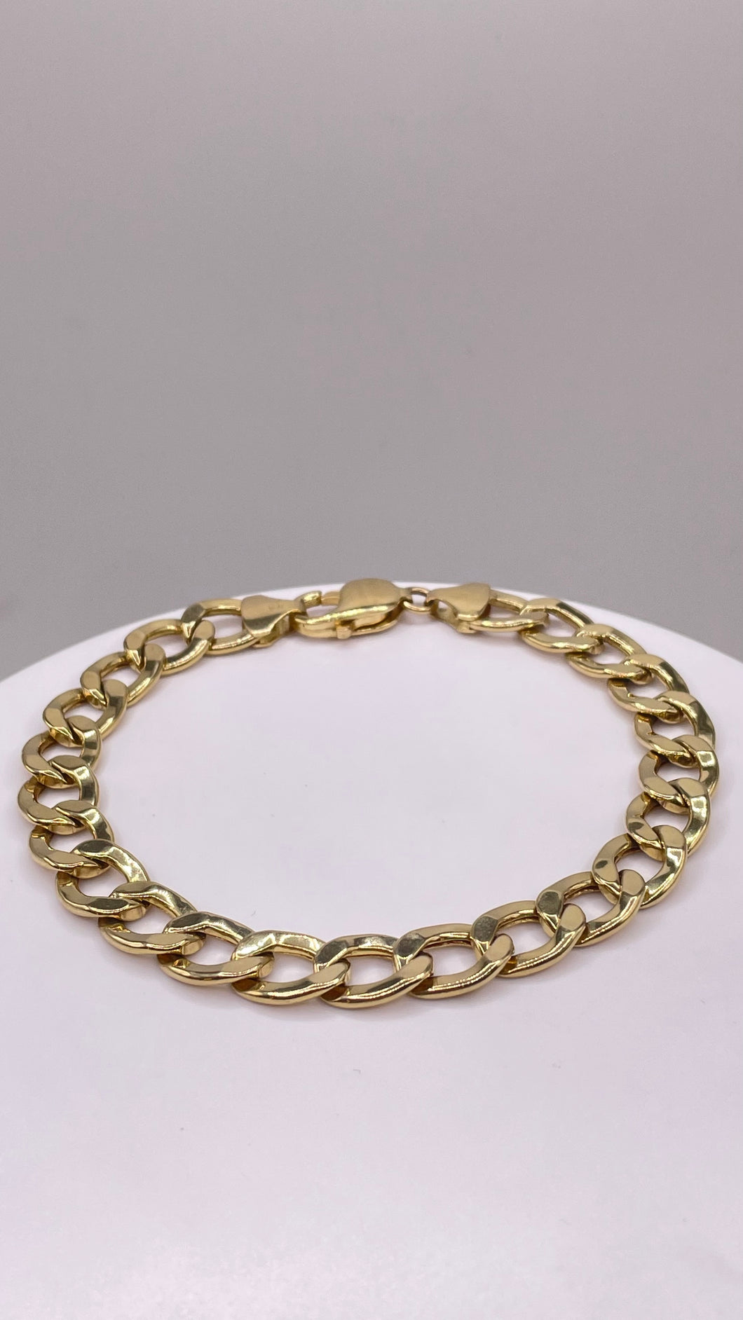 9mm Men’s Curb Link Bracelet In 10 KT Yellow Gold