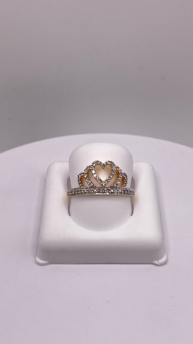 0.33 CT. Natural Diamonds Heart-Shaped Tiara Ring Set In 10 KT Yellow Gold