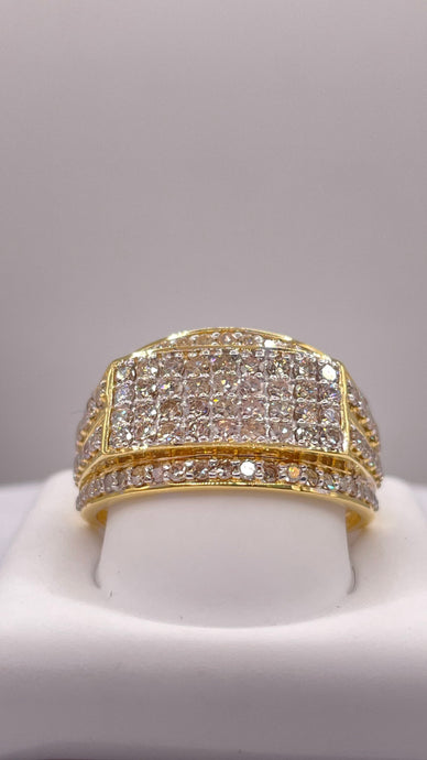 1.50 CT. Natural Diamond Men’s Ring In 10 KT Yellow Gold