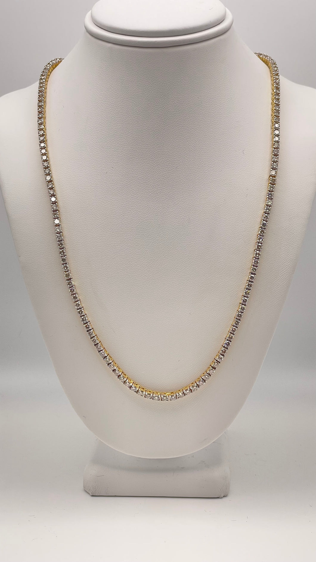 11.67 CT. Natural Diamond Tennis Chain In 10 KT Yellow Gold