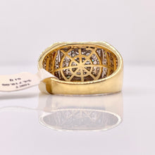 Load image into Gallery viewer, 0.76 CT. Natural Diamond Men’s Ring In 10 KT Yellow Gold