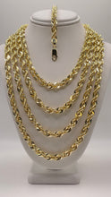 Load image into Gallery viewer, 6.4mm Diamond Cut Rope Chain In 10 KT Yellow Gold