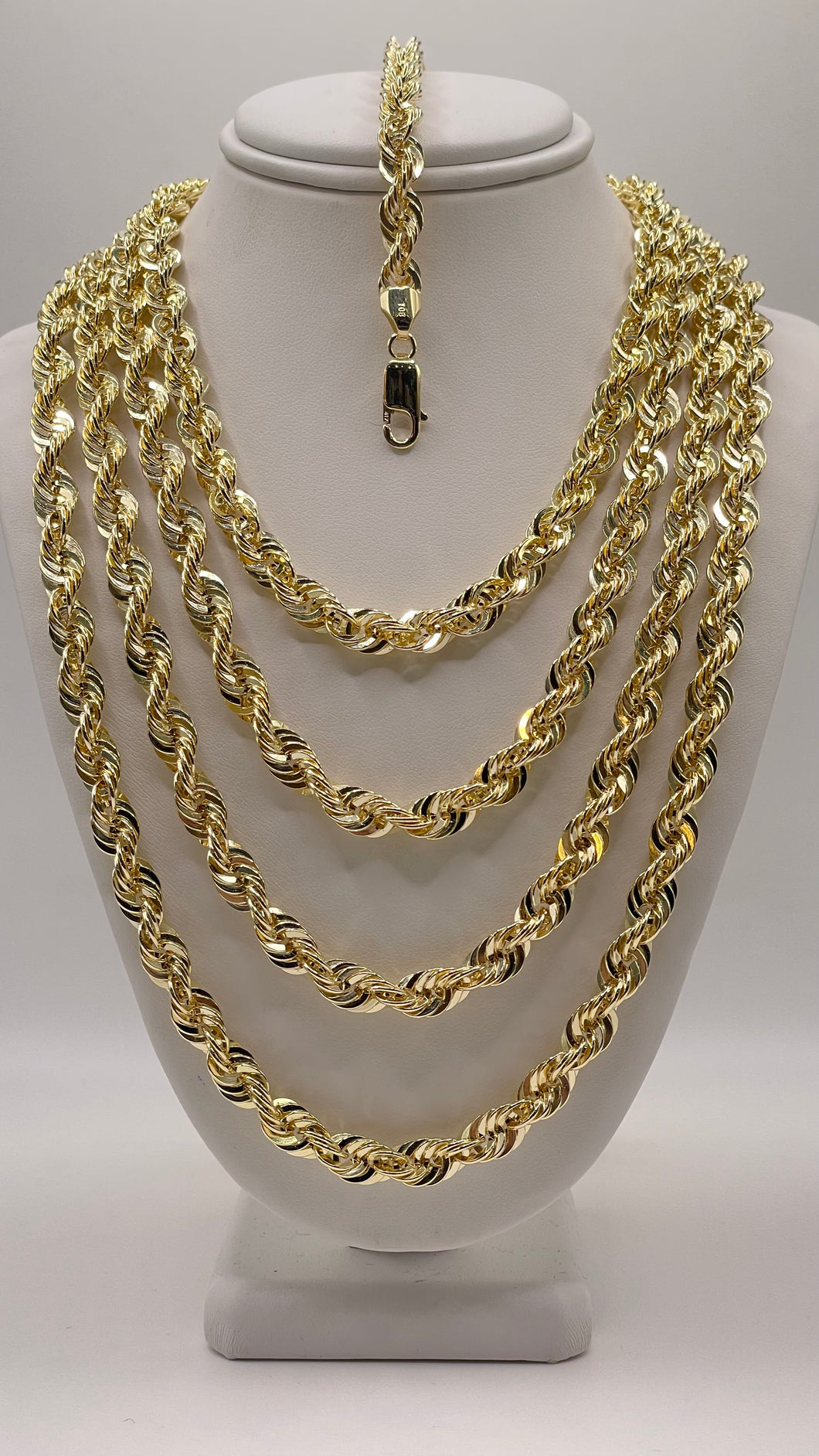 6.4mm Diamond Cut Rope Chain In 10 KT Yellow Gold