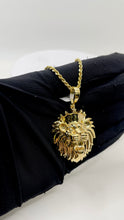 Load image into Gallery viewer, Lion Pendent In 10 KT Yellow Gold