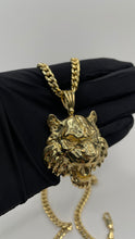 Load image into Gallery viewer, Tiger Pendent In 10 KT Yellow Gold