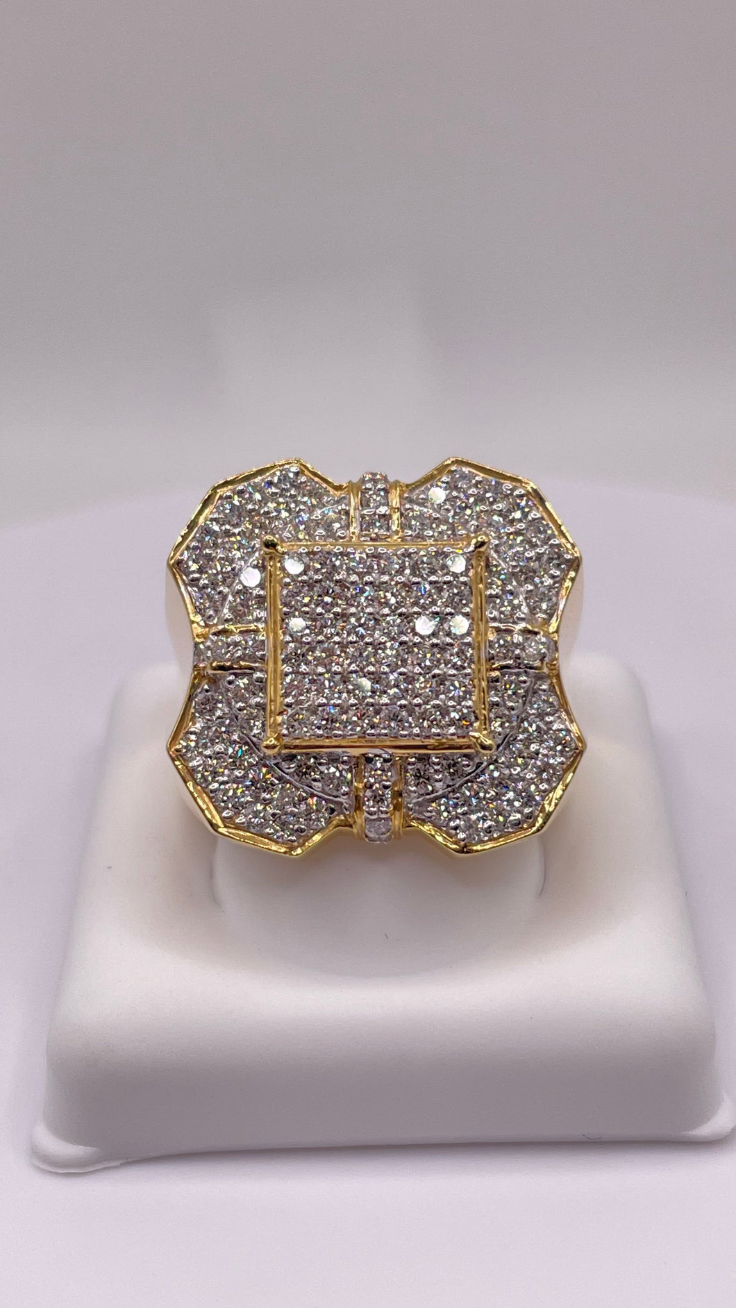 1.51 CT. Natural Diamond Men’s Ring In 10 KT Yellow Gold