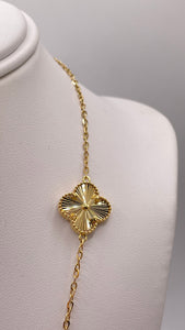 5 Clover Necklace In 18 KT Yellow Gold