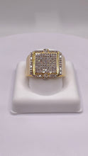 Load image into Gallery viewer, 0.58 CT. Natural Diamond Men’s Ring In 10 KT Yellow Gold