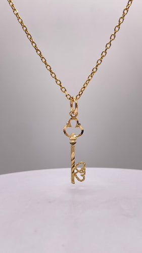Key To Heart Pendant & Link Chain In 10 KT Yellow Gold