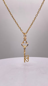Key To Heart Pendant & Link Chain In 10 KT Yellow Gold