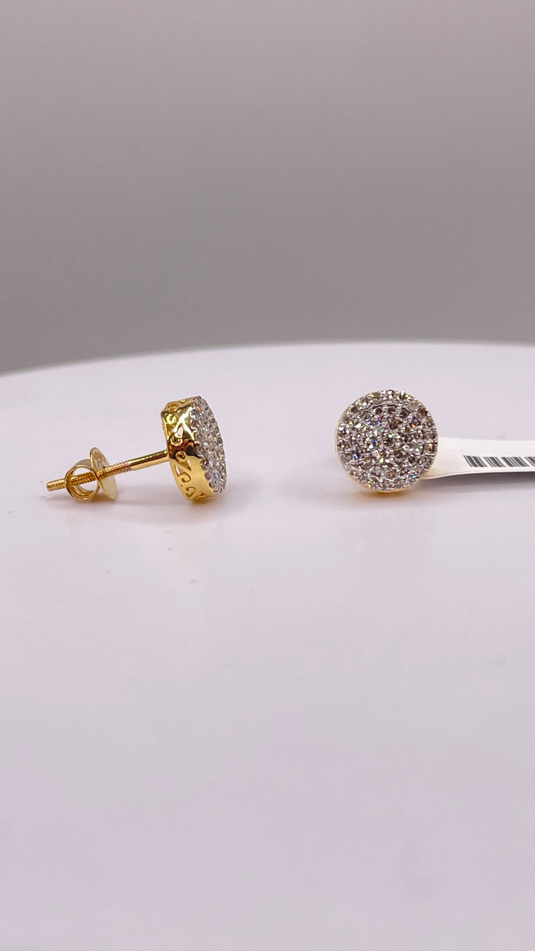 0.38 CT. Natural Diamond Round Stud Earrings In 10 KT Yellow Gold