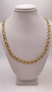 6.7mm Fancy Heart Link Necklace In 10 KT Yellow Gold