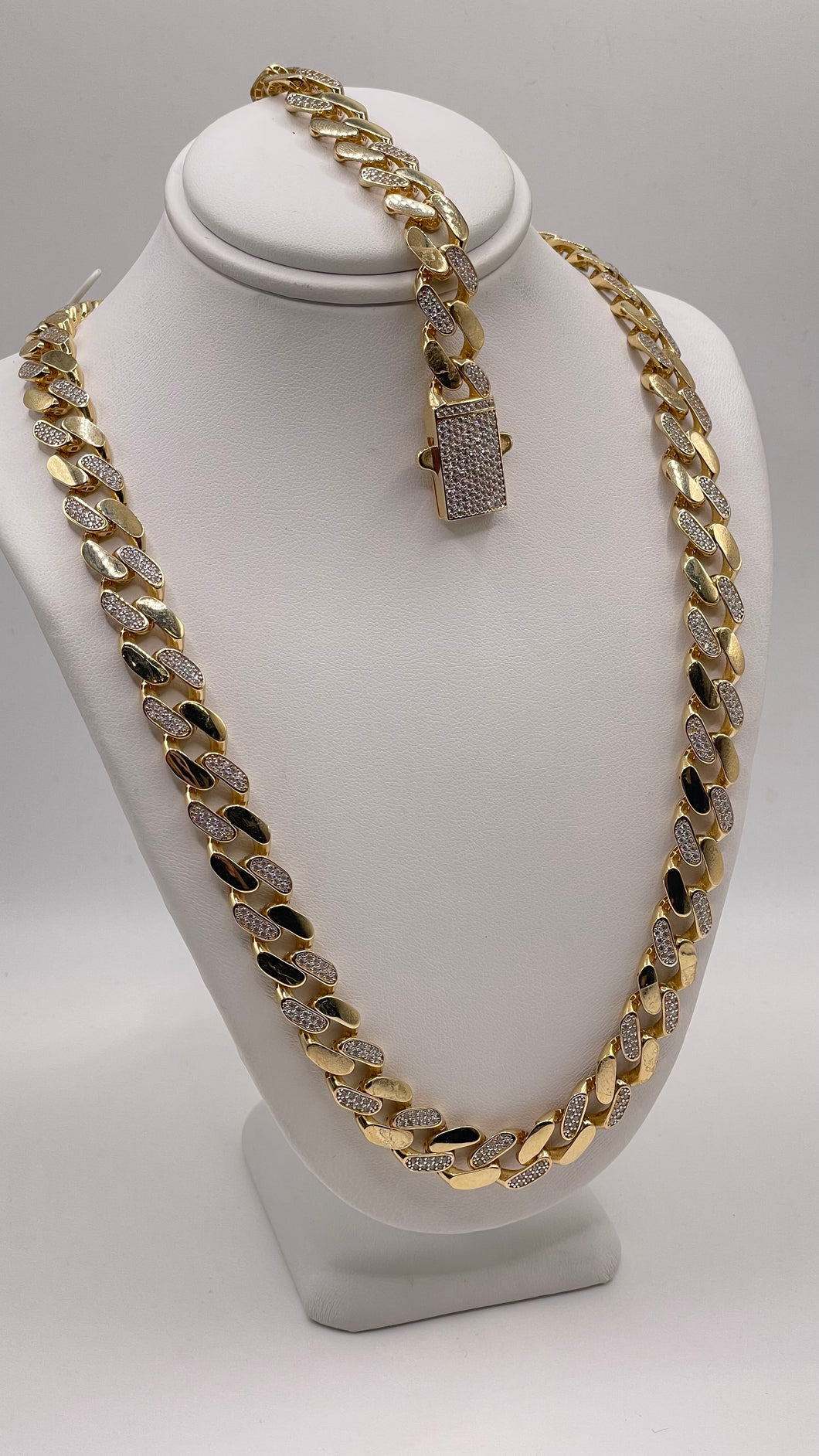 10mm CZ Zig-Zag Cuban Chain & Bracelet Combo In 14 KT Yellow Gold