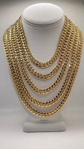 9.5mm Miami Cuban Link Chain In 10 KT Yellow Gold