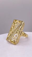 Load image into Gallery viewer, 14 KT Women’s Diamond Cut Rectangle Shape Ring