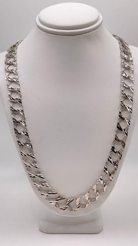 10mm Diamond-Cut Link Chain In 10 KT White Gold