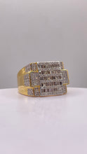 Load image into Gallery viewer, 1.10 CT. Natural Diamond Men’s Ring In 10 KT Yellow Gold