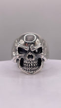 Load image into Gallery viewer, Silver Skull Ring